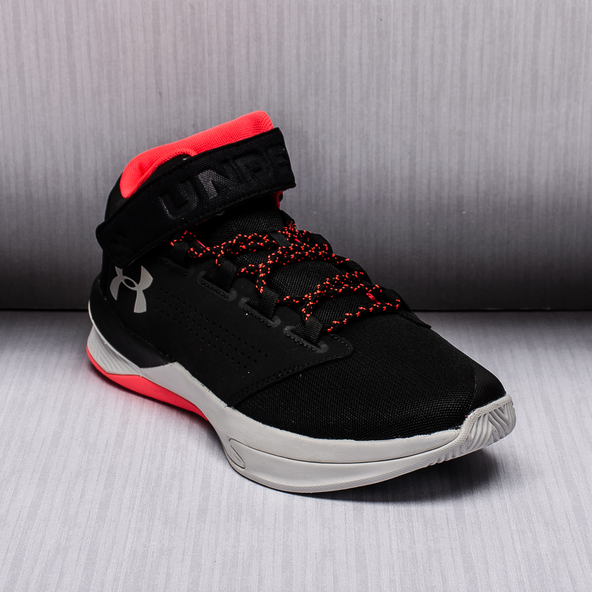 under armour get b zee basketball shoes mens